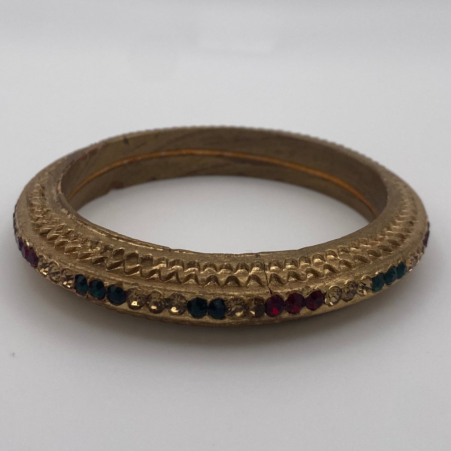 Armreif mit Glitzersteinen