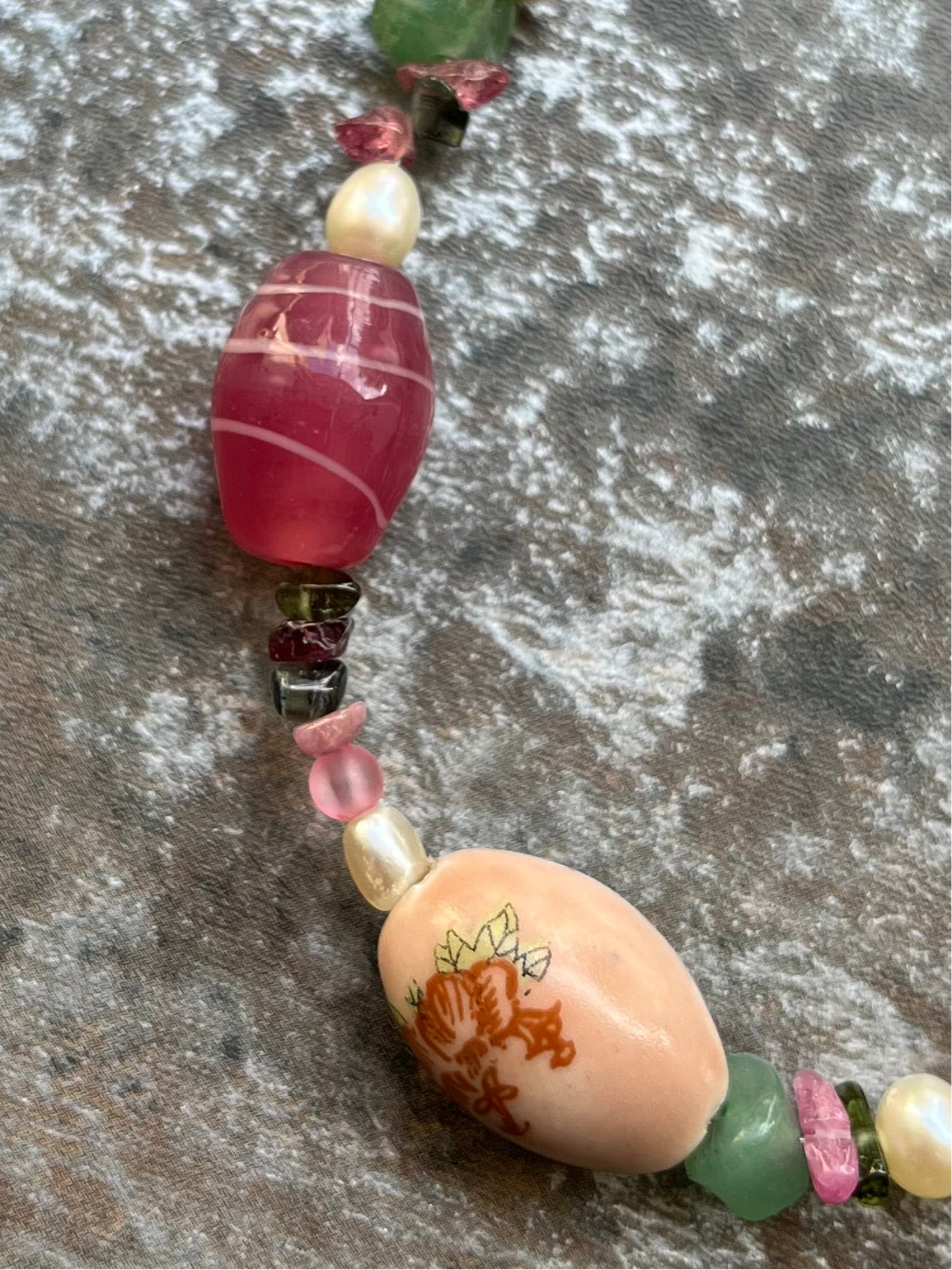Unikat Handgemachtes Armband mit Halbedelsteinen und Vintage Perlen