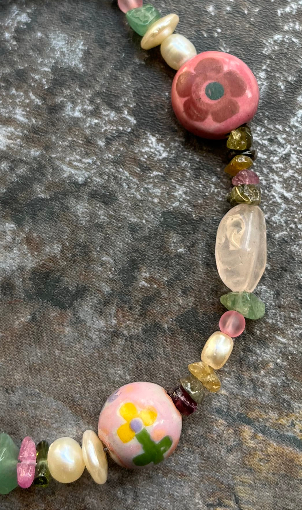 Unikat Handgemachtes Armband mit Halbedelsteinen und Vintage Perlen