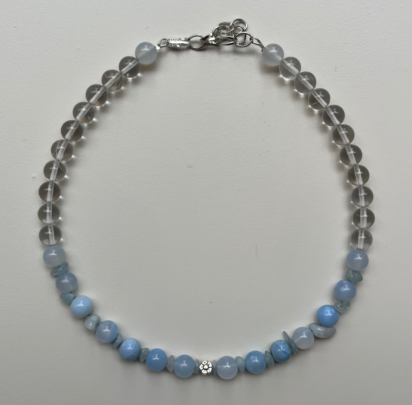 Unikat Handgemachte Halskette mit Glasperlen und Aquamarin