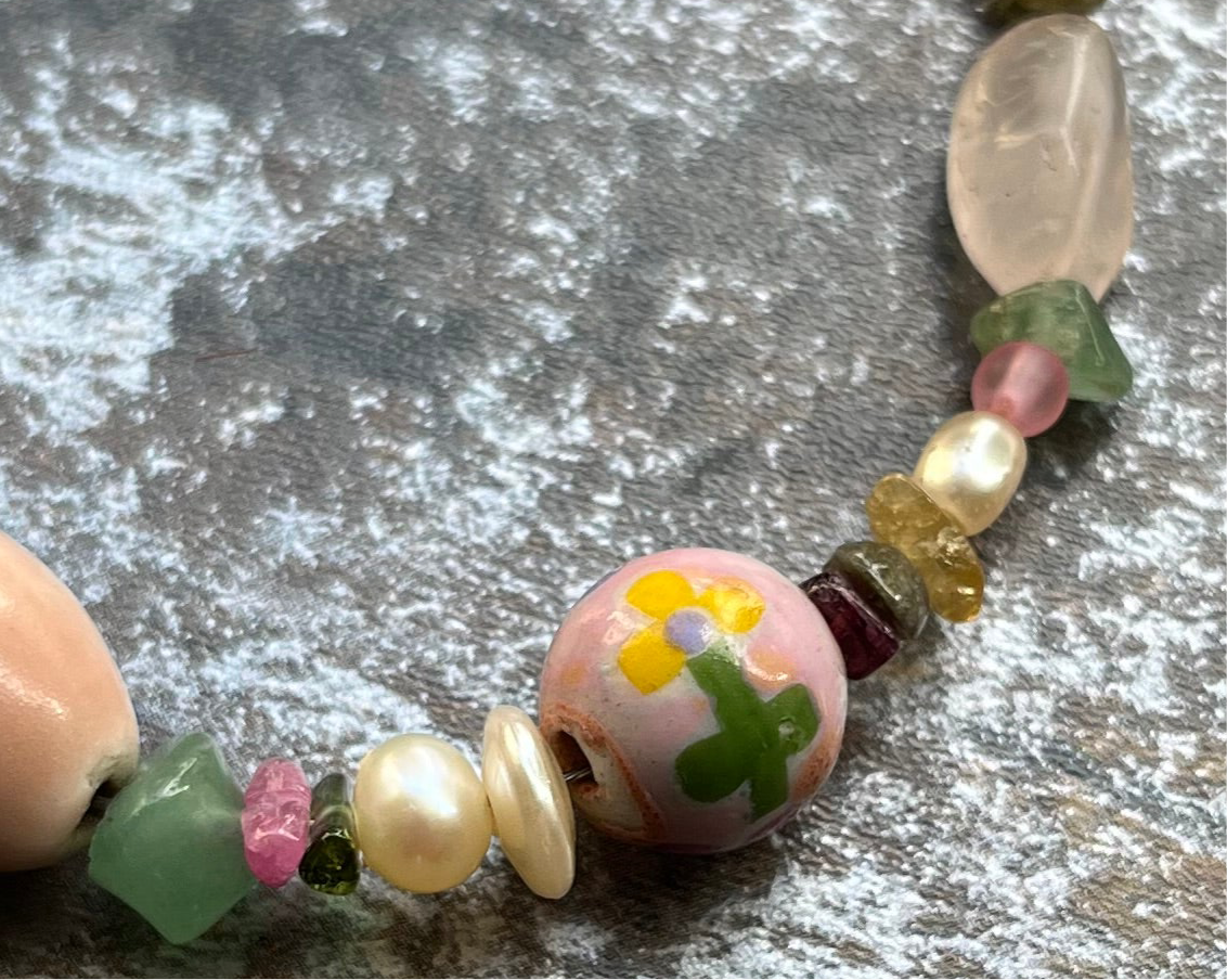 Unikat Handgemachtes Armband mit Halbedelsteinen und Vintage Perlen