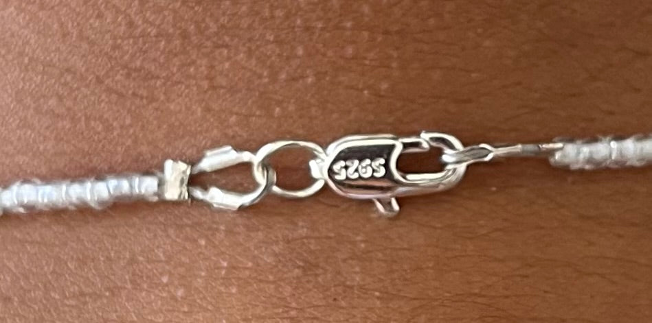 Handmade Halskette mit Perlen, Edelsteinen und 925 Silberverschluss