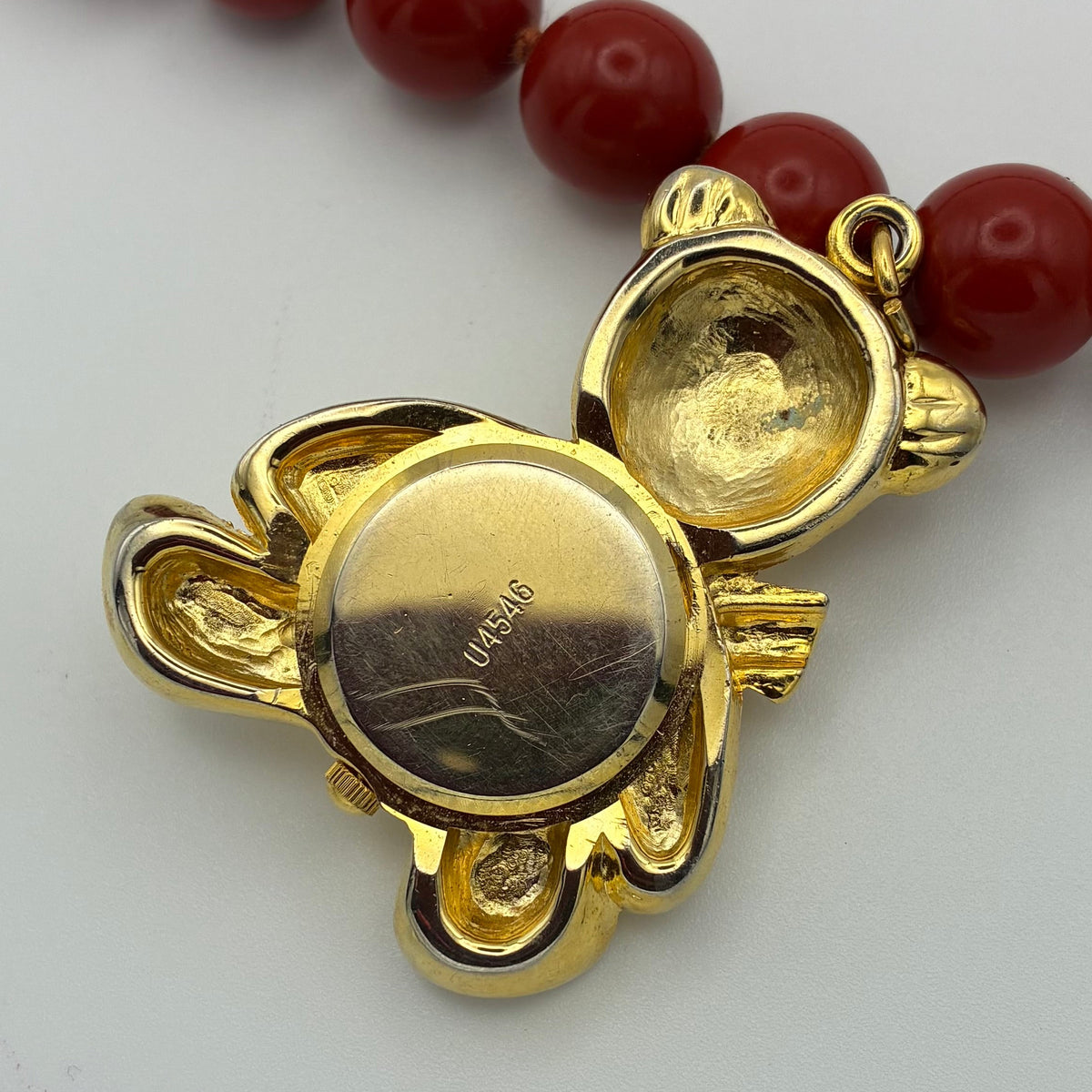 Upcycling Vintage Kette mit Teddy-Uhr