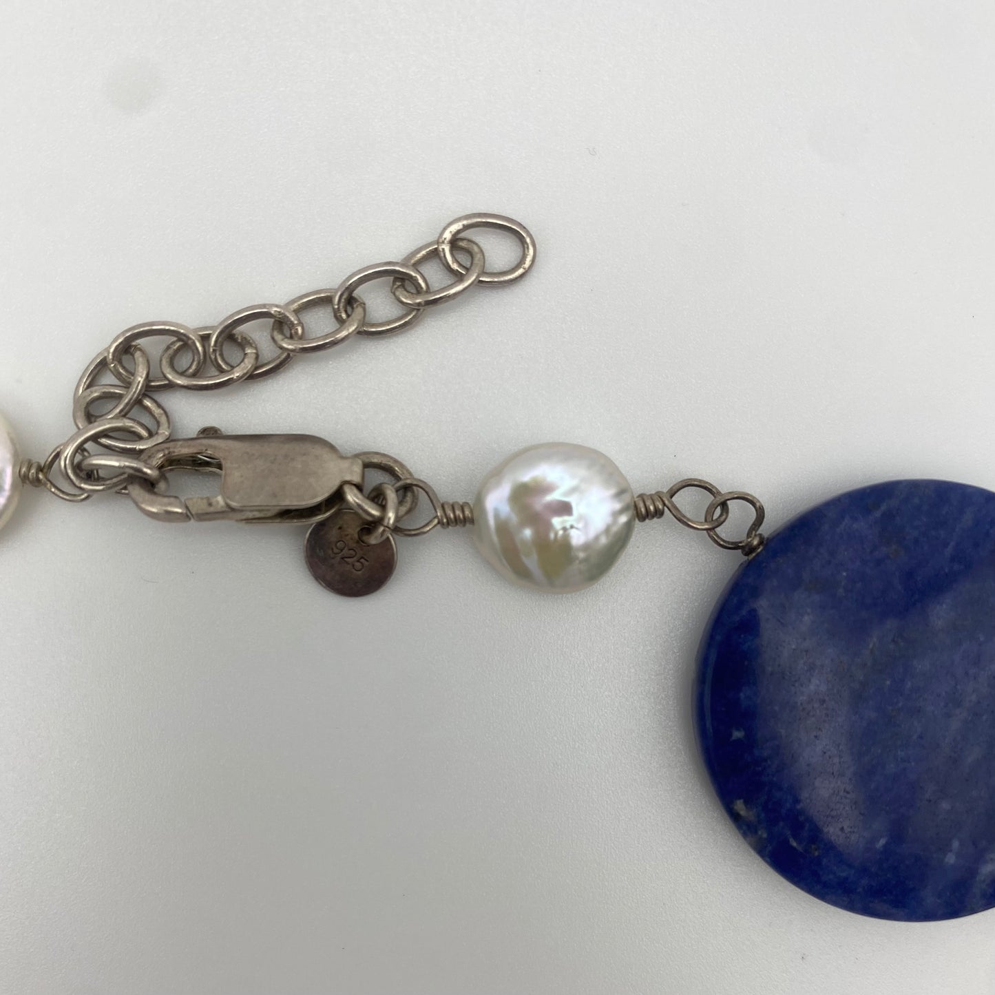 Auffällige Statement Kette aus 925 Silber mit Lapislazuli und Perlen