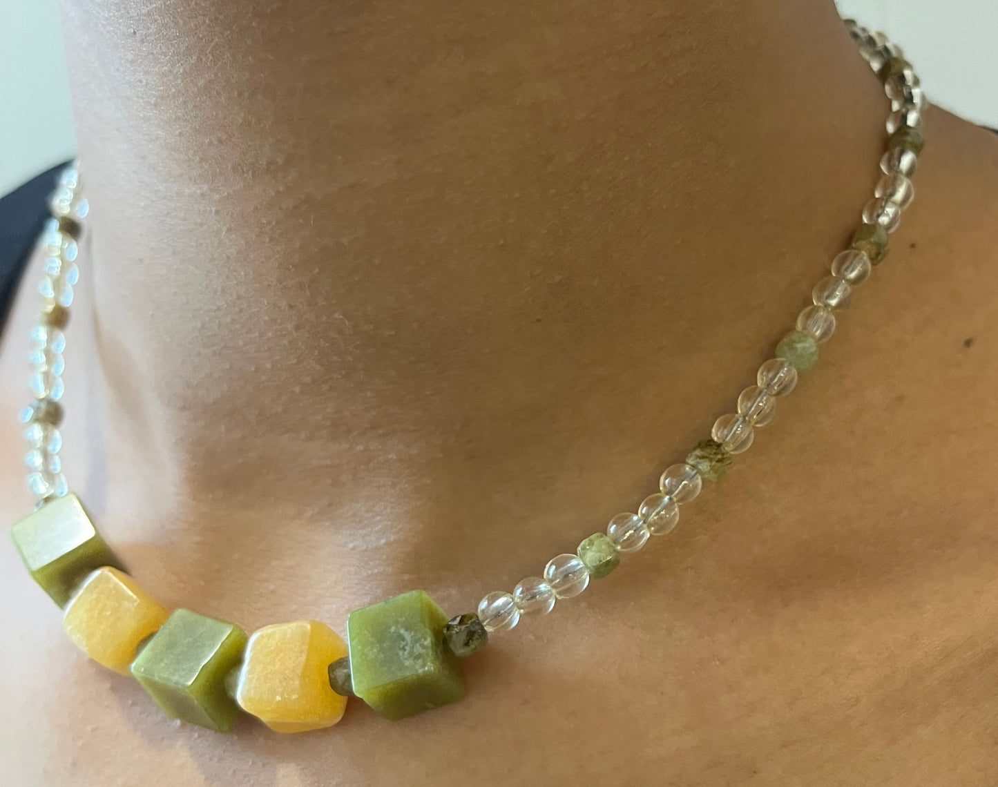 Handgemachte Edelstein Kette