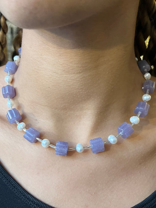 Pre-loved Blümchen Kette