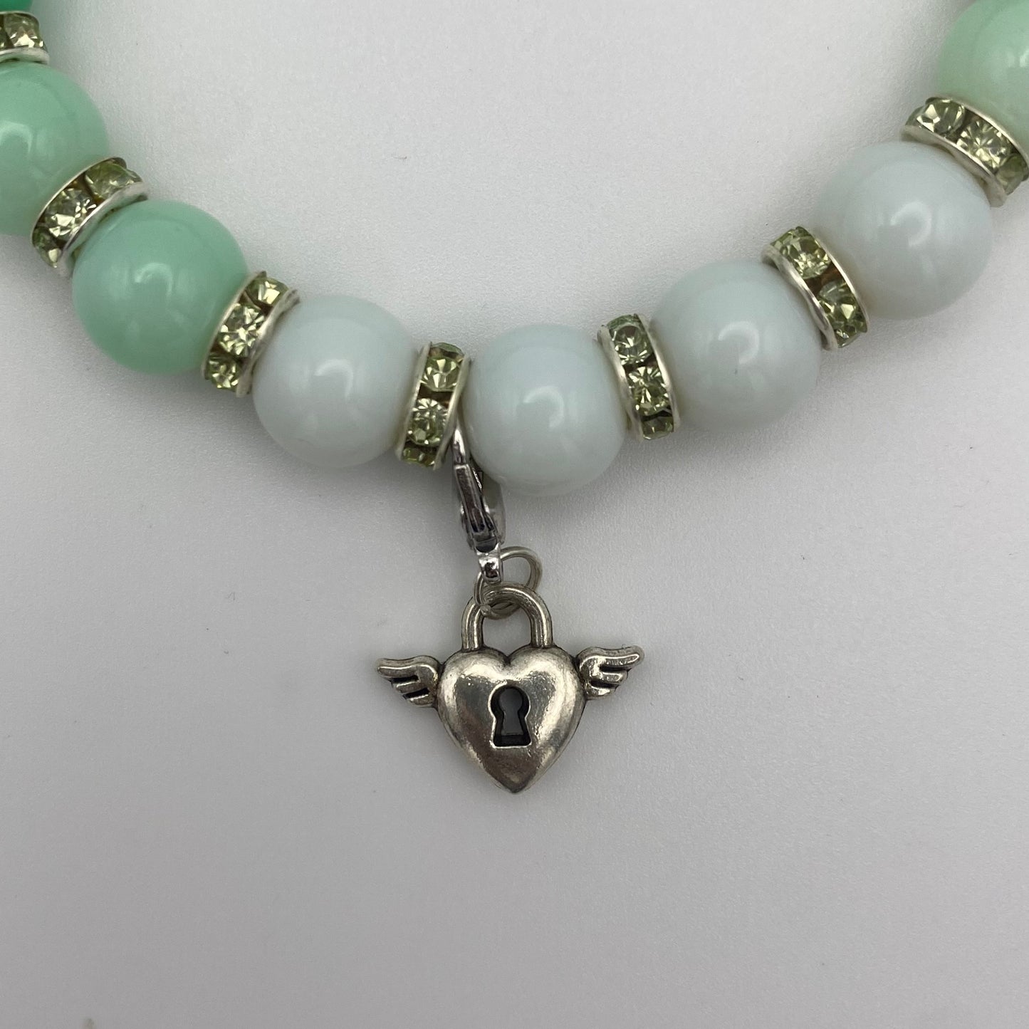 Armband mit Herzschloss-Anhänger