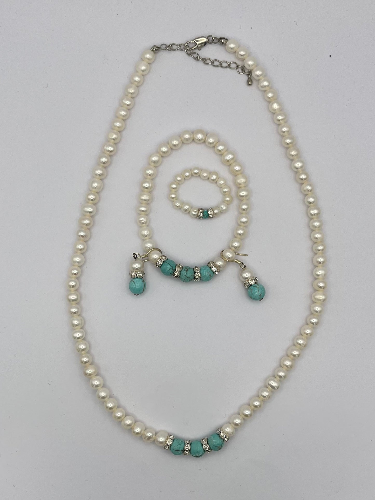 Preloved Set mit Perlen und Glitzersteinchen