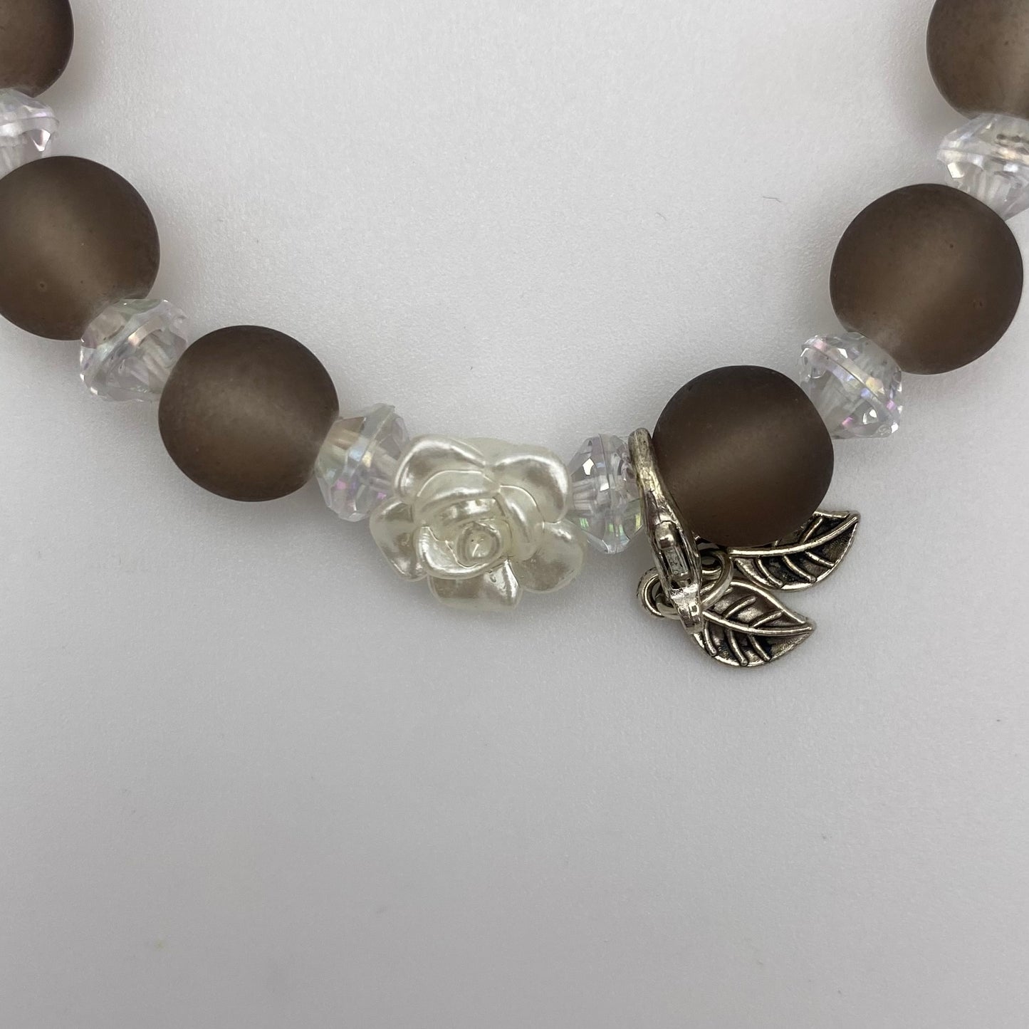 Armband mit Rose und Blätter-Anhänger
