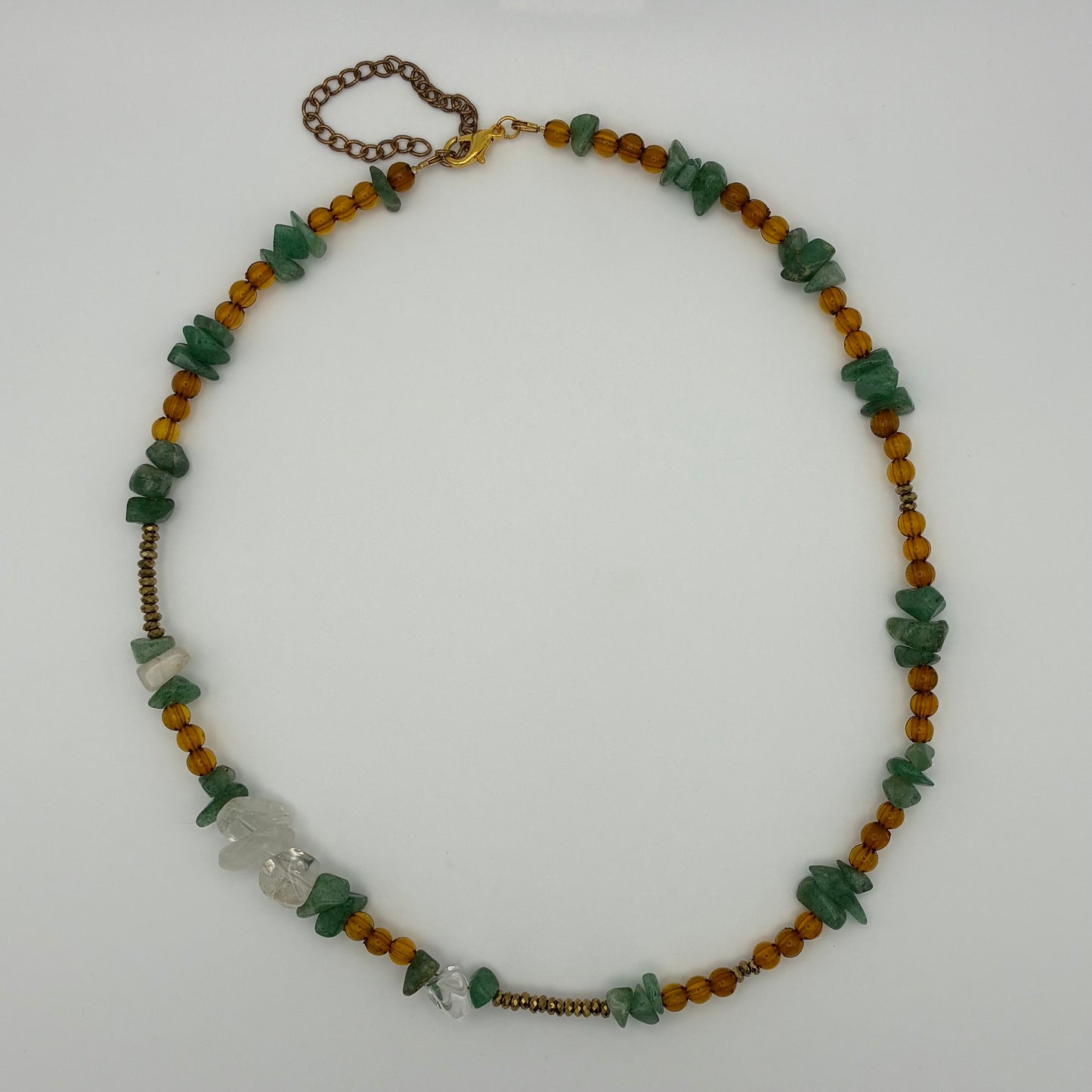 Handgemachte Kette mit Aventurin und Quarz