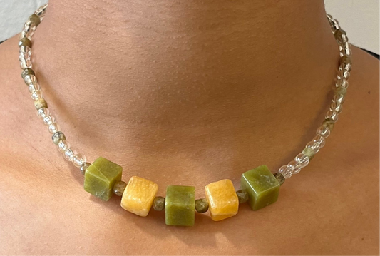 Handgemachte Edelstein Kette
