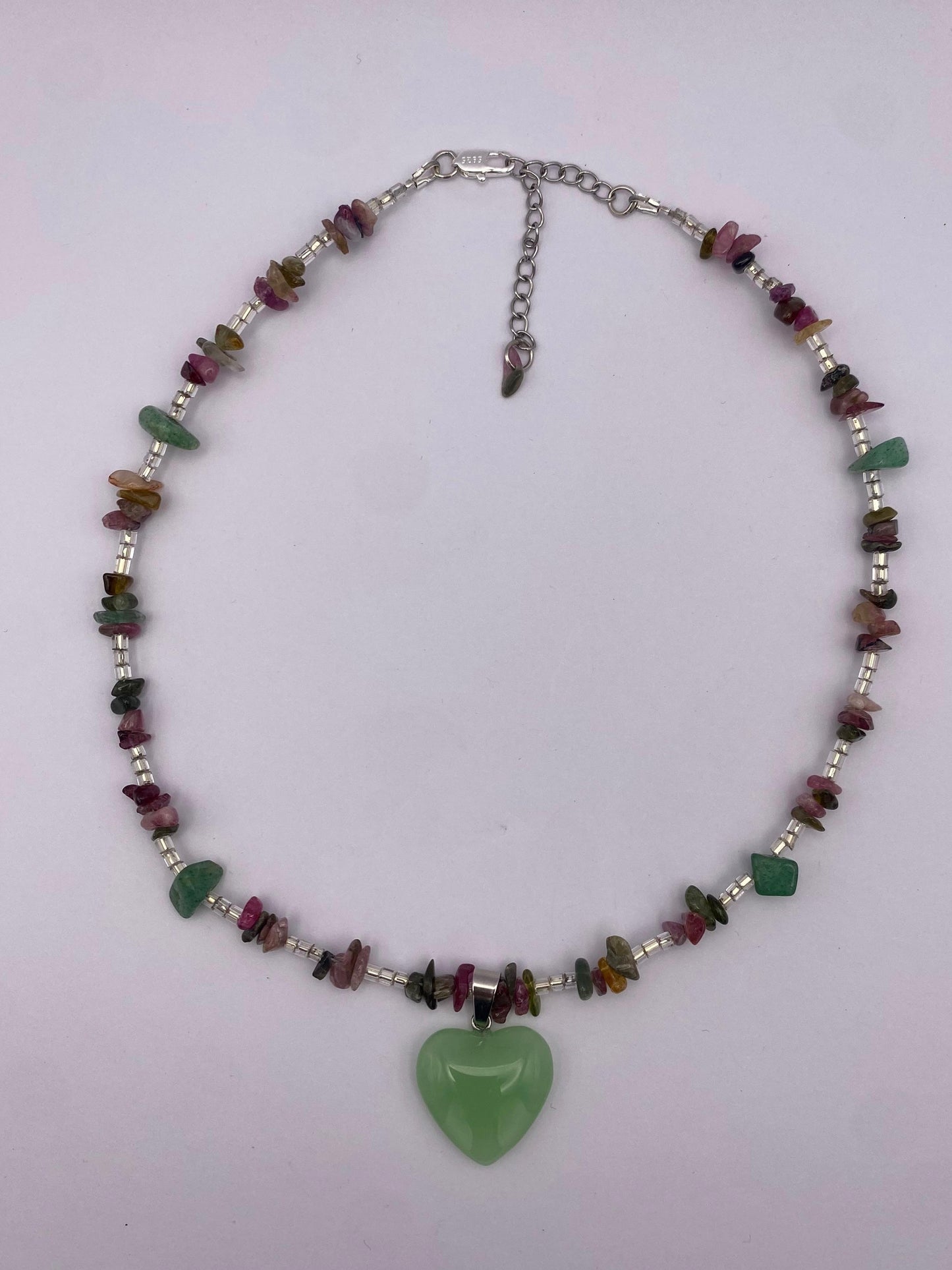 Handgemachte Halskette mit Aventurin, Fluorit-Mix und Herzanhänger