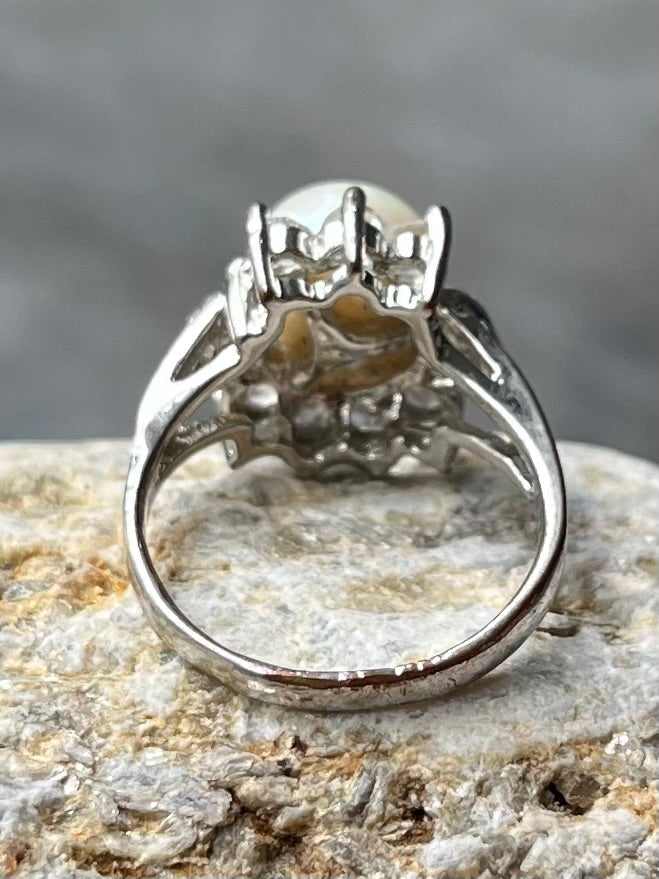 Ring mit Perlenimitat
