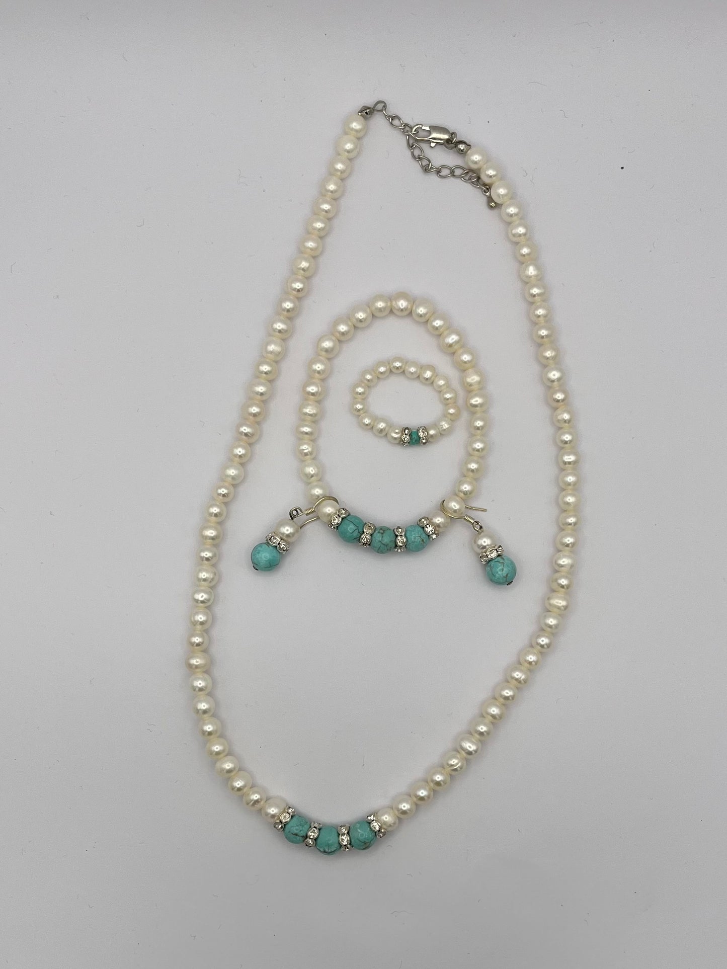 Preloved Set mit Perlen und Glitzersteinchen