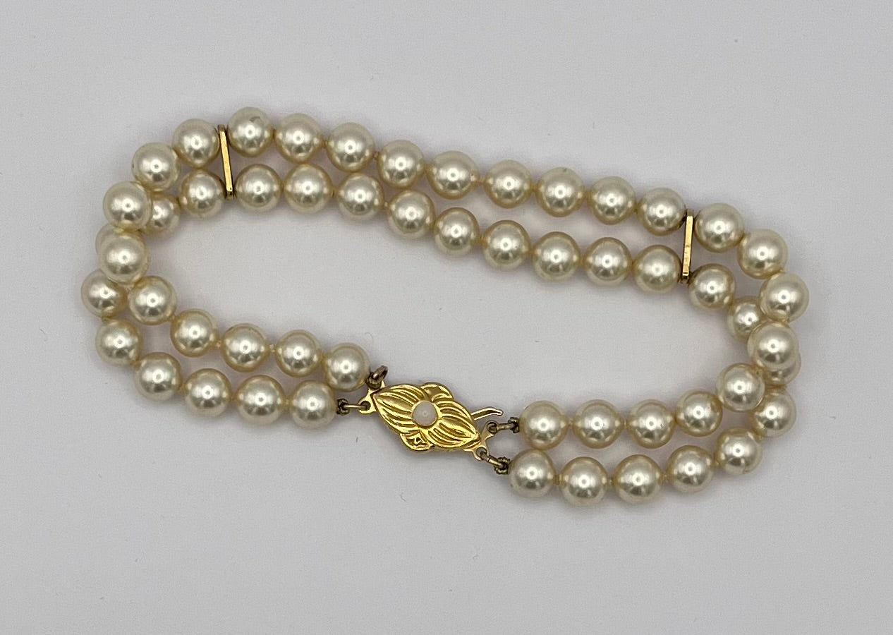 Perlenarmband mit hübscher Schließe