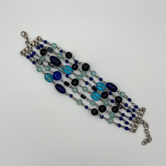 Breites preloved Perlenarmband