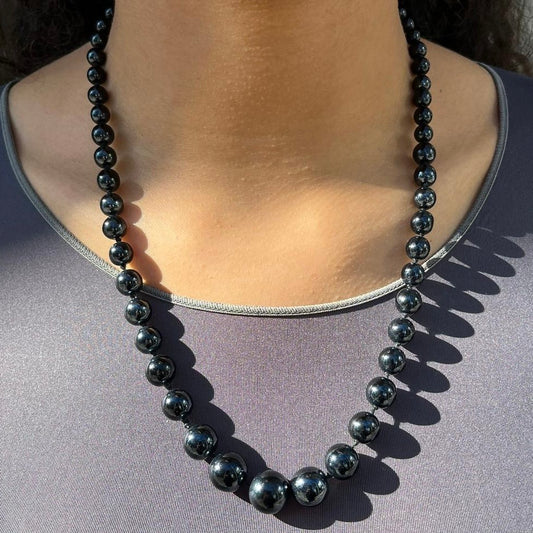 Kette mit Perlen