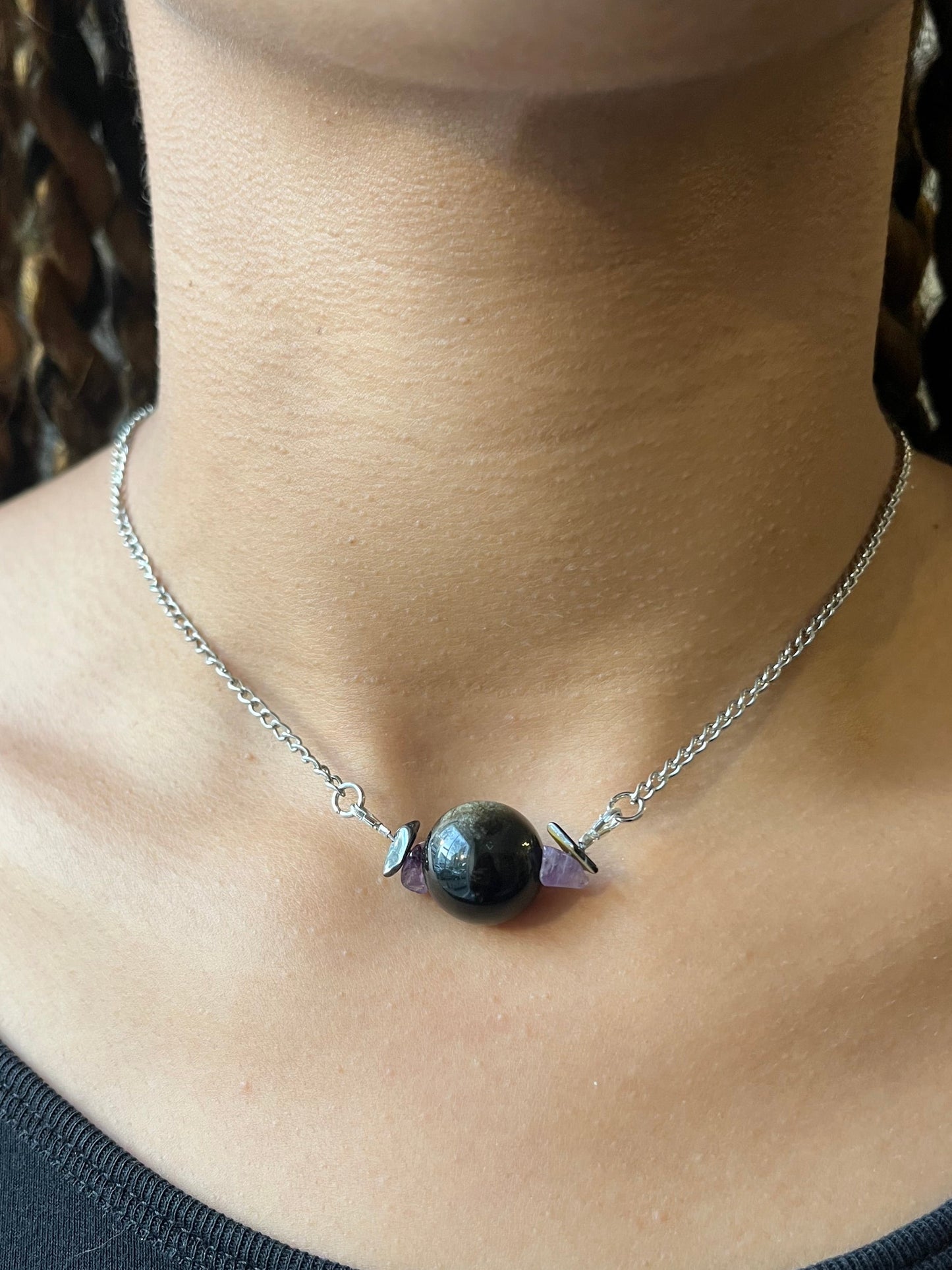 Handgemachte Halskette mit Obsidian und Amethyst