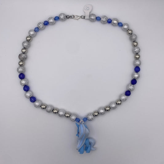 Kette mit blauem Filly-Pferdchen