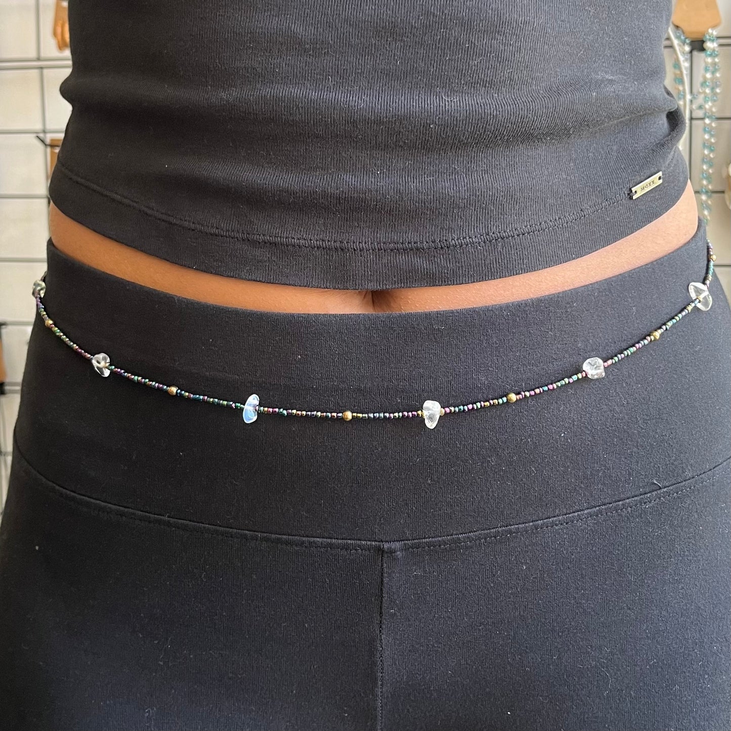 Handgemachte Bauchkette ‚Raven‘