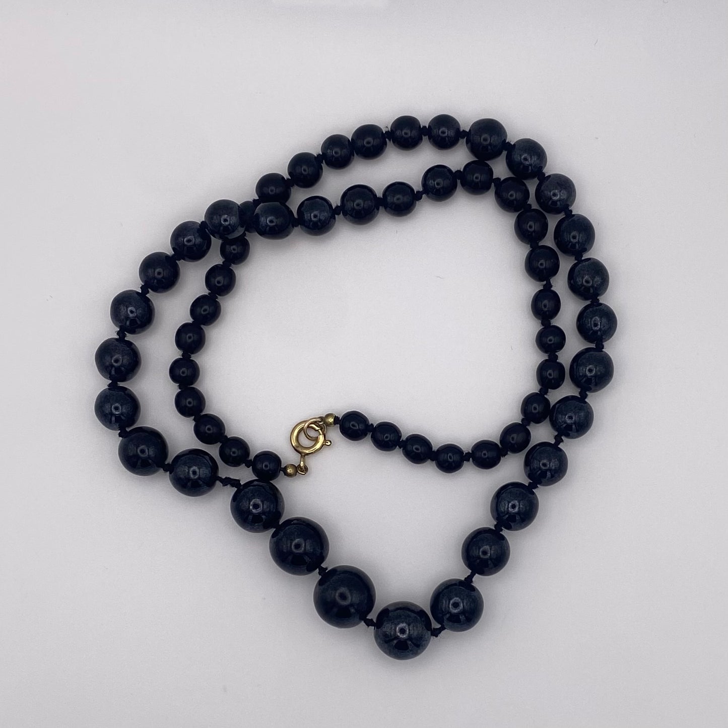 Kette mit Perlen