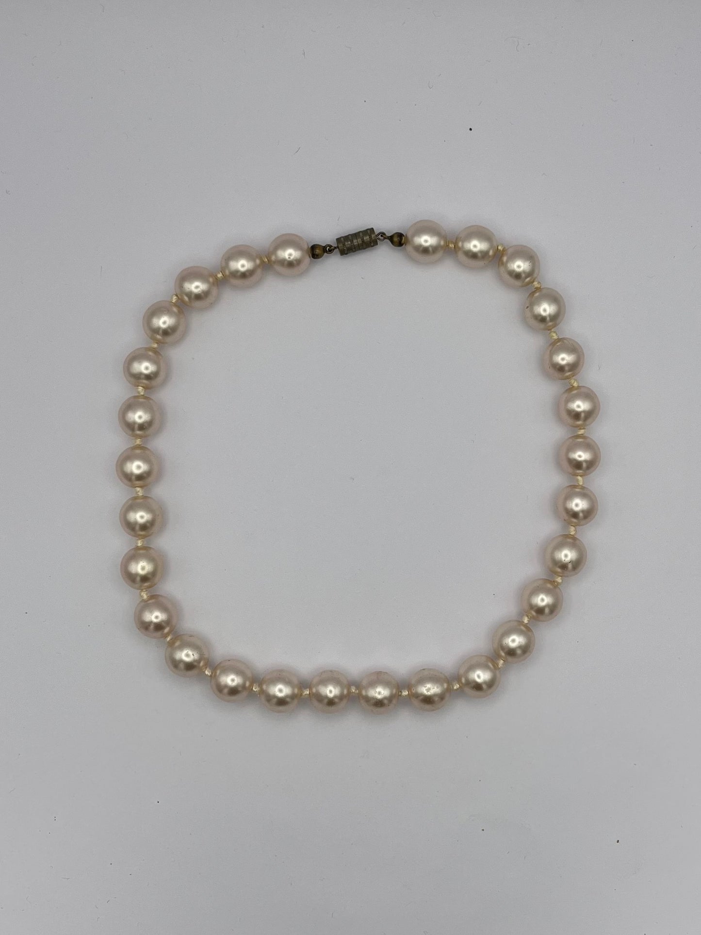 Choker/ Enge Halskette mit Perlen